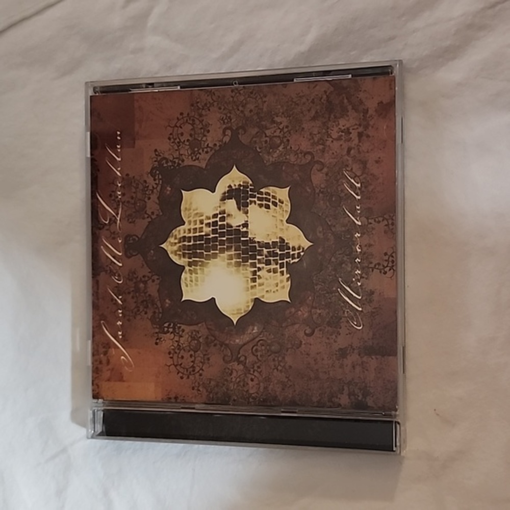 Sarah‎ McLachlan Mirrorball